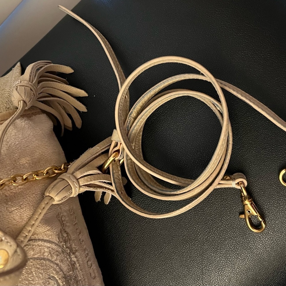 Juicy Couture velvet handbag preloved. - Picture 12 of 12
